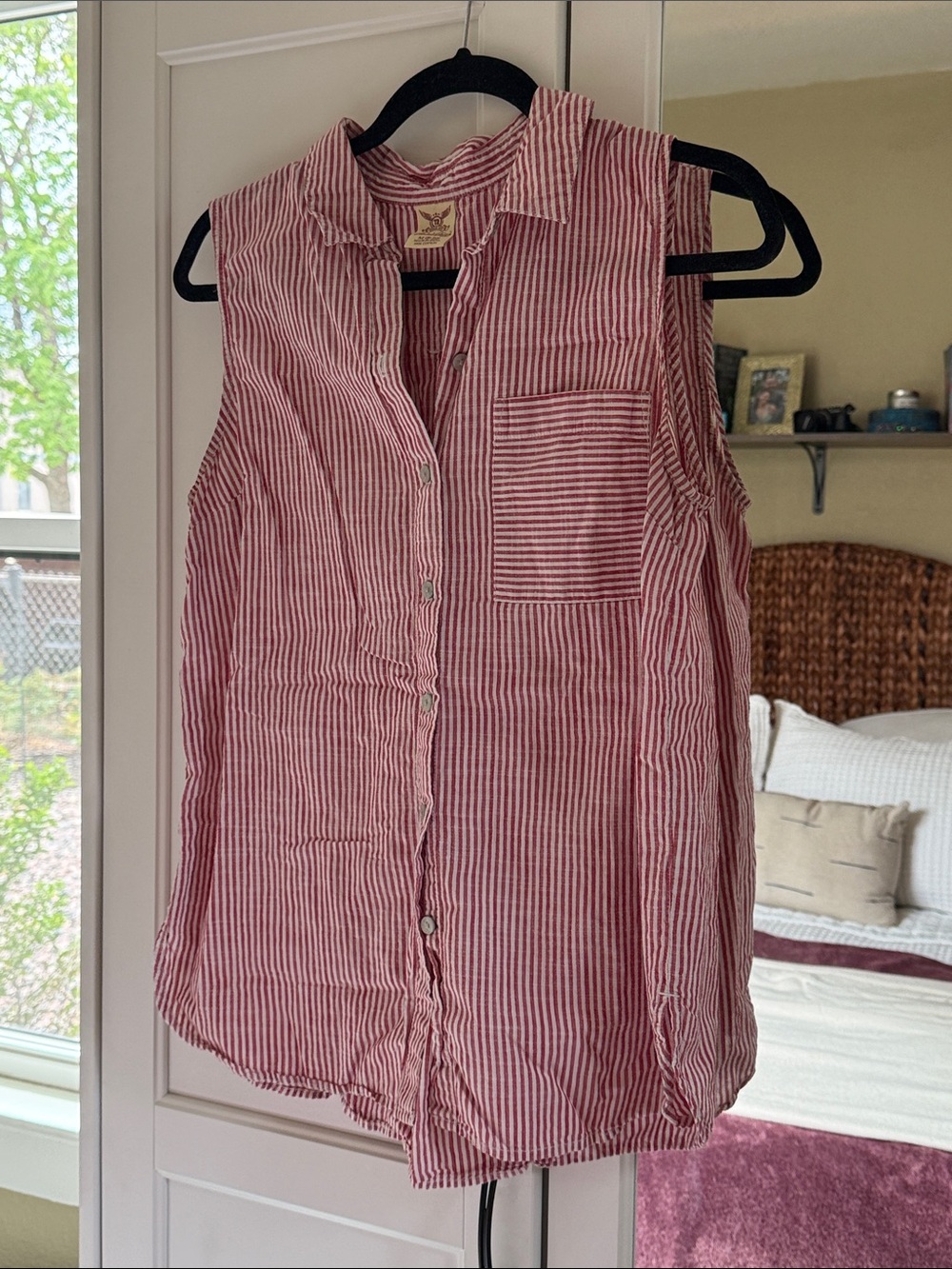 Faded Glory Red and White Striped Sleeveless Button-Down Shirt - 100% Cotton!